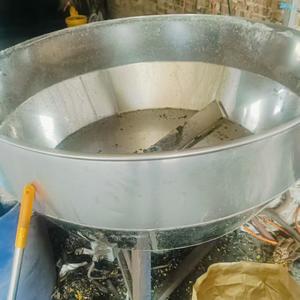 Máquina de Moldeo por Extrusión-Soplado Usada de Bajo Costo para Fabricación de Botellas y Bidones de HDPE, en Estado Comprobado y Lista para Usar - Product Image 6