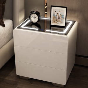 Muebles de Dormitorio en Oferta, Mesita de <span class=keywords><strong>Noche</strong></span> de 3 Cajones con Luz LED Inteligente, Acabado <span class=keywords><strong>Blanco</strong></span> Brillante, Multifuncional, de Madera Maciza - Product Image 4