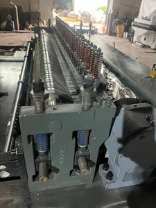 Máquina cepilladora de madera de un solo lado de 1300mm de servicio pesado HYSEN, espesador en espiral, cepilladora de madera helicoidal de alta velocidad, precios - Product Image 3