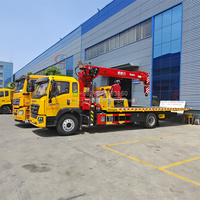 Grues montées sur camion HOWO 8x4 14-25ton camion de grue à bras télescopique droit