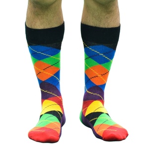 Chaussettes pour hommes en jacquard argyle coloré, chaussettes en coton vintage britanniques décontractées pour affaires, chaussettes habillées formelles pour hommes, chaussettes personnalisées - Product Image 6