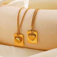 Accessoire de mode de base de style classique moderne en acier inoxydable 304 plaqué or 18 carats collier pendentif en forme de coeur rectangle pierre de perle