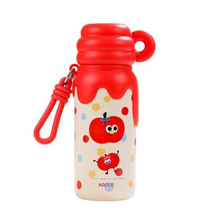 Botella de Agua Aislada de 420 ml para Niños, Estudiantes de Primaria, con Cuerda, Venta al por Mayor - Product Image 1