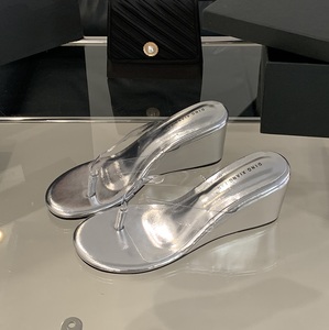 Sandales compensées transparentes en PVC pour femme, collection été 2025, à bout ouvert, style claquettes et tongs - Product Image 4