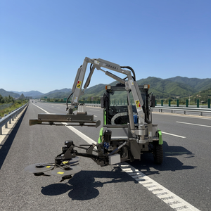 Coupe-herbe électrique écologique à double bras pour l'entretien des barrières de sécurité routières et des ceintures vertes - Product Image 6