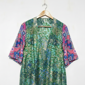 ใหม่พิมพ์ผ้าไหมห่อด้านบนสําหรับฤดูร้อนสวมใส่กระดิ่งแขนพืชยอดนิยมชุดสําหรับผู้หญิง V คอแขนยาว Crop Top - Product Image 1