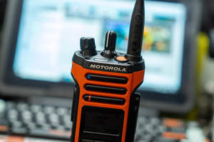 Radio Motorola APX4000XH, talkie-walkie longue portée, radio ondes courtes, émetteur-récepteur HF, radio CB, récepteur radioamateur, interphone VHF, DMR, GPS - Product Image 5
