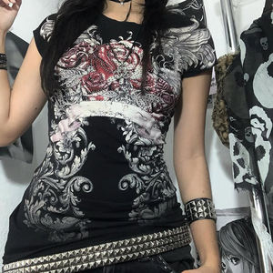 Camiseta de Manga Corta con Estampado Oscuro Estilo Y2K para Mujer, Cuello Redondo, Corte Regular, Informal, Deportiva, Punk, de Secado Rápido y Transpirable, Oferta de Verano - Product Image 1