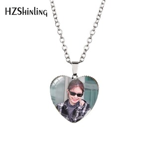 Personnalisé coréen idole groupe coeur <span class=keywords><strong>jennie</strong></span> <span class=keywords><strong>rose</strong></span> lisa coeur pendentif célèbre chanteuse collier ras du cou pour fille - Product Image 4