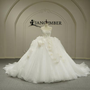 Vestido de Novia Clásico Moderno GT26038 con Cuello Barco, Volantes, Cola Larga Tipo Capilla, Encaje, Cristales y Flores 3D - Product Image 1