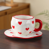 Tasses à café en céramique peintes à la main, créatives et mignonnes, avec soucoupes, en porcelaine, motif cœur, pour thé ou lait – Nouveauté très prisée