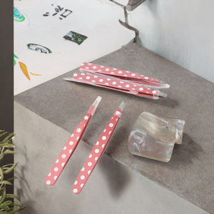 Pinzas de Cejas Inclinadas de Acero Inoxidable de Alta Calidad, Personalizadas, Quirúrgicas, Creativas y Populares, Mini Portátiles, con Punto Rojo, 2 Piezas - Product Image 3