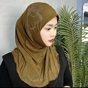 Hijab de Cristal com Strass para Mulheres, Estilo da Arábia Saudita e Dubai, Lenço Islâmico para Uso Diário, Acessório Turco para a Cabeça - Product Image 3