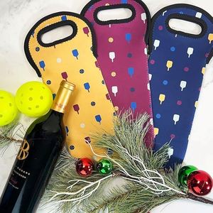 Cadeaux pour hommes et femmes, serviette de pickleball brodée, sac fourre-tout chic pour le vin, parfait pour les fêtes et les rassemblements en plein air - Product Image 6