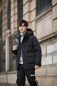 <span class=keywords><strong>Chaqueta</strong></span> de Invierno para <span class=keywords><strong>Mujer</strong></span>, Plateada, con Burbujas, <span class=keywords><strong>Brillante</strong></span>, Cuello Alto, Informal, con Cremallera, Acolchada, Negra, de Lujo, para Trabajar - Product Image 5