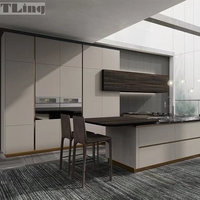 Armoire à poignée invisible personnalisée haut de gamme Super cuisson silencieuse avec évier et robinet Simple beau et pratique
