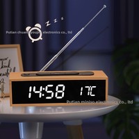 Horloge LED moderne pour la maison Réveil créatif en bambou Affichage lumineux radiant Quartz silencieux Horloge de table numérique en bois massif électronique