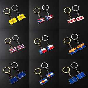 Portachiavi Rettangolari in Metallo con Bandiera Nazionale, Vendita Diretta dalla Fabbrica, Souvenir Patriottici per Uomini e Donne - Product Image 4