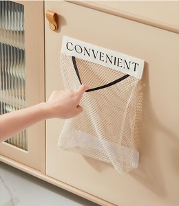 <span class=keywords><strong>Sac</strong></span> de rangement en filet suspendu, organisateur mural de sacs en plastique pour cuisine, pochette en filet multi-usage grande capacité - Product Image 4