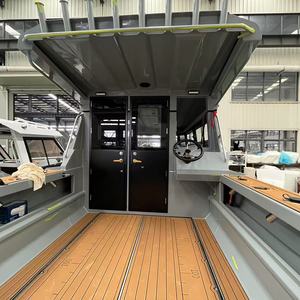 Bote <span class=keywords><strong>de</strong></span> aluminio Gospel <span class=keywords><strong>de</strong></span> 9 m (30 pies) con cabina, pontón Easy Craft, motor <span class=keywords><strong>de</strong></span> gasolina para <span class=keywords><strong>pesca</strong></span>, en venta - Product Image 4