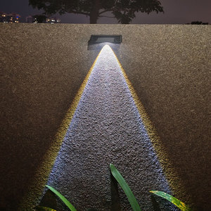 <span class=keywords><strong>2025</strong></span> IP65 không thấm nước RGB Tricolor treo tường hàng rào trong nhà trang trí nội thất Powered bên ngoài <span class=keywords><strong>Led</strong></span> vườn năng lượng mặt trời đèn tường ngoài trời - Product Image 1