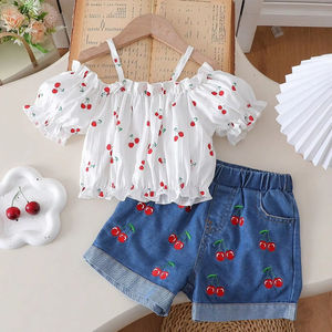 4-7 टी बच्चों के कपड़ों का चेरी फल स्ट्रैपलेस ऑफ-कंधे की शीर्ष लोचदार शॉर्ट्स लड़कियों के कपड़े पहनते हैं - Product Image 1