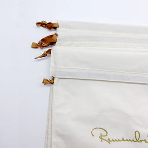 นำมาใช้ใหม่ผ้าฝ้ายธรรมชาติมินิมัสลิน Drawstring ถุงรองเท้าที่มีโลโก้ที่กำหนดเอง - Product Image 6