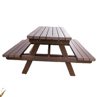 Table de pique-nique d'extérieur en plastique HDPE imitation bois confortable et tendance, fabrication sur mesure par Street Furniture Factory CNLF