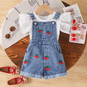 Camicia bianca e pantaloncini estivi per bambina, completo in due pezzi, ricamato, elegante set di abbigliamento per bambini 1-6 anni - Product Image 1