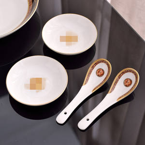 Service de vaisselle de luxe en porcelaine osseuse 28 pièces cuillères en marbre rouge tasse Kit nouveauté dîner en céramique lot de 6 cadeaux publicitaires - Product Image 5