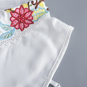Venta caliente Chic Bordado Floral <span class=keywords><strong>Camisa</strong></span> <span class=keywords><strong>Blanca</strong></span> <span class=keywords><strong>Cuello</strong></span> Diseños - Product Image 4