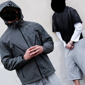 Tùy chỉnh thiết kế logo Zip Up polyester nylon ngoài trời Đi Bộ Đường Dài quần áo Áo Khoác Trọng lượng nhẹ không thấm nước Áo Gió Áo khoác nhà sản xuất - Product Image 2