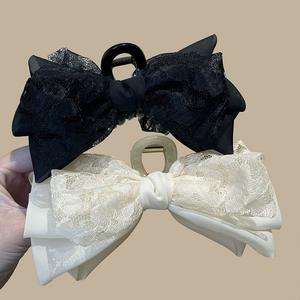 Grande pince à cheveux coréenne en dentelle avec nœud, élégante, en tissu, type « Shark Grip », accessoires de mariage - Product Image 1