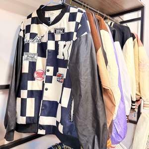 Fardos <span class=keywords><strong>de</strong></span> ropa <span class=keywords><strong>de</strong></span> segunda mano usados, abrigo <span class=keywords><strong>de</strong></span> moda, fardos usados <span class=keywords><strong>de</strong></span> chaquetas <span class=keywords><strong>de</strong></span> invierno, fardos <span class=keywords><strong>de</strong></span> ropa - Product Image 5