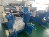 Machine de fabrication de feuilles de papier aluminium à grande vitesse pour usage domestique, avec fonction de pliage automatique
