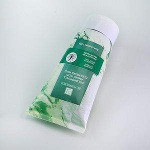 Nettoyant facial exfoliant doux à la boue nettoyante en profondeur à la chlorophylle et aux acides aminés, texture fine, personnalisé en usine, vente en gros - Product Image 3