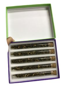 कस्टम लक्जरी गत्ता जड़ी बूटियों मसाला गिरा हुआ पत्ता चाय Infuser ग्लास ट्यूब 30ml काग पैकेजिंग चाय बॉक्स - Product Image 6