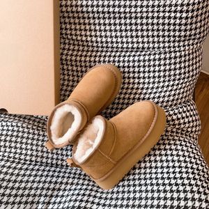 Botas de Nieve Térmicas Estilo UGG de Diseño Nuevo 2026, Unisex, Forradas de Felpa, Cálidas, Antideslizantes, Transpirables, para Otoño e Invierno - Product Image 4