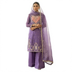 Ensemble en satin de soie tissé, dentelle fantaisie à motifs de pièces de monnaie, broderie lourde, réversible, extensible, infroissable, séchage rapide, style indien pakistanais - Product Image 1