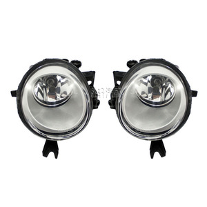 ไฟตัดหมอก Volkswagen Touareg รุ่น 7L6941699F 7L6941700F แบบฮาโลเจน ชุดไฟหน้า สำหรับรุ่นปี 03-10 - Product Image 1