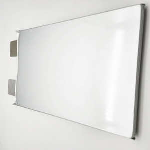 Batería de estado sólido de litio de 100 Ah para reemplazo de baterías de plomo-ácido en sistemas de almacenamiento de energía para juguetes - Product Image 6