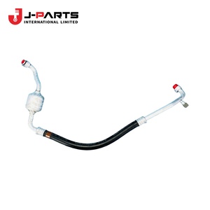 ท่อสูบลมแอร์สำหรับรถยนต์โตโยต้าไฮเอซ LH103 ปี 1993-1998 รุ่น 88712-26220 - Product Image 1