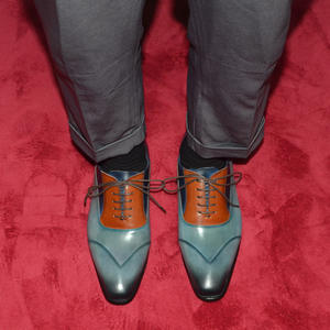 Zapatos Negros Cosidos a Mano Personalizados para Hombre, Zapatos de Cuero Vacuno Hechos a Mano, Zapatos Casuales Azules, Zapatos de Vestir - Product Image 3