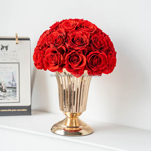 Vente en gros de roses éternelles séchées, fleurs artisanales <span class=keywords><strong>avec</strong></span> <span class=keywords><strong>vase</strong></span>, décoration debout pour Noël, cadeau pour la fête des mères Y - Product Image 2