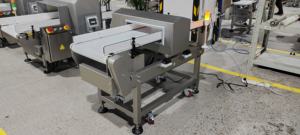 Machine de détection automatique des métaux à haute sensibilité avec écran tactile et système d'alarme pour la sécurité alimentaire - Product Image 5