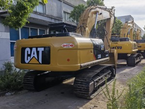 Caterpillar usado Diying para excavadora sobre orugas 330D de 20 toneladas con bomba de engranajes de motor modelo Cummins Engine 2015 - Product Image 3