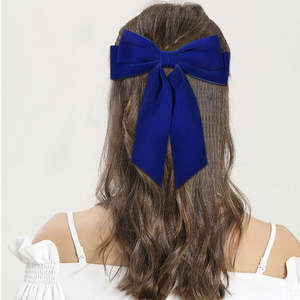 Individuelle einfarbige Samt-Knoten-Haarspitzen OEM/ODM Mädchen langes Band Streamer-Haarclip personalisiert Damen elegante Barrettes - Product Image 3