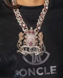 Collier pendentif Moissanite VVS personnalisé de luxe pour homme avec breloques en argent sterling 925 et Moissanite de qualité supérieure - Product Image 3