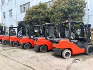 Chariot élévateur d'occasion TOYOTA FD30 Chariot élévateur d'occasion 3 tonnes Mini chariot élévateur FD30 FD50 FD70 FD150 FD200 FD250 FD300 en stock à vendre - Product Image 2
