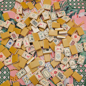 2026 Sunday Mahjong Ensemble <span class=keywords><strong>de</strong></span> tuiles <span class=keywords><strong>de</strong></span> Mahjong Butterscotch 2 couches Morning Turmeric Grande Résine <span class=keywords><strong>prune</strong></span> Panda Gravé Or Luxe Mahjong Américain - Product Image 5
